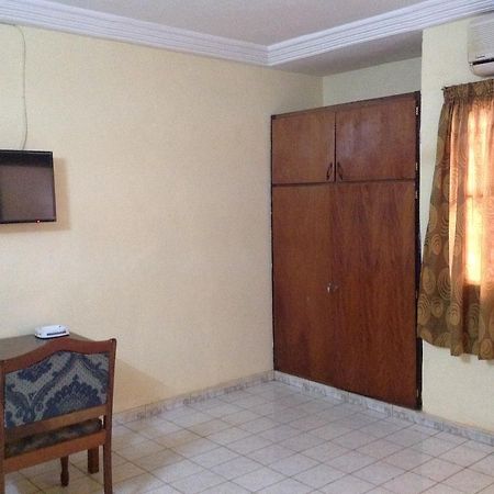 La Rose Des Sables Otel Ouagadougou Dış mekan fotoğraf